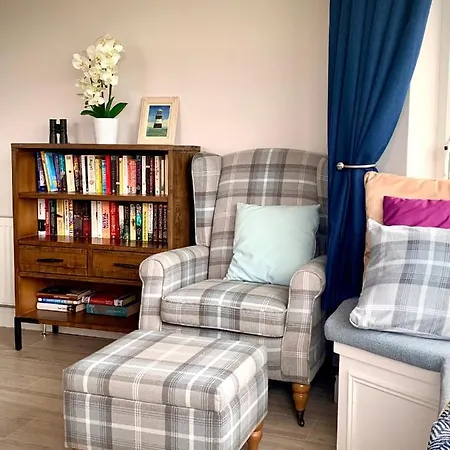 The House * 邓格洛